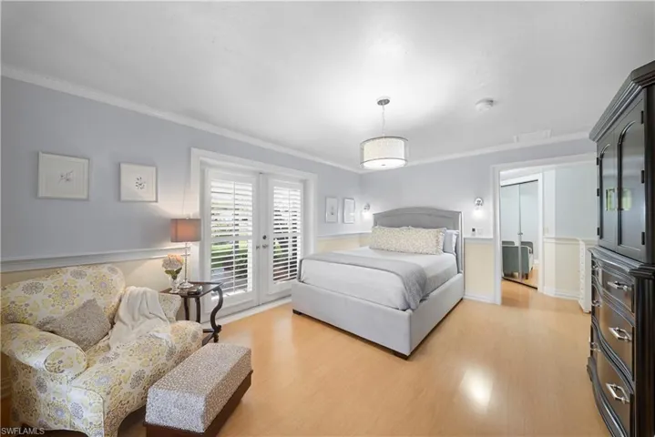 8713 Crest Ln, Fort Myers, Florida 33907