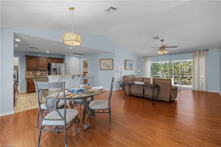 3928 Nw 41st Pl, Cape Coral, Florida 33993