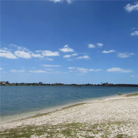 3928 Nw 41st Pl, Cape Coral, Florida 33993
