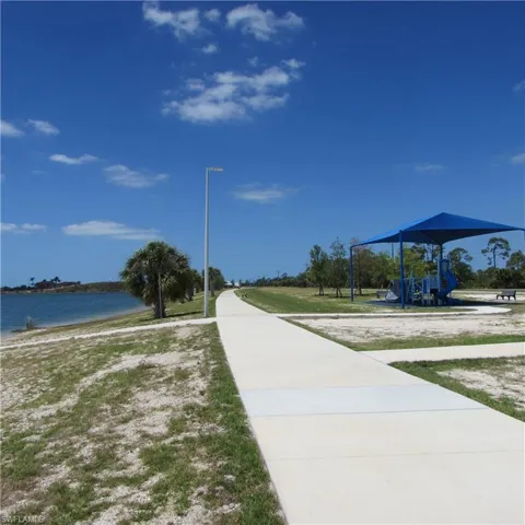 3928 Nw 41st Pl, Cape Coral, Florida 33993