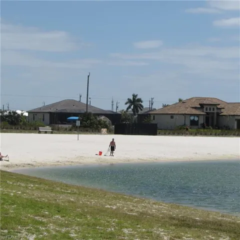 3928 Nw 41st Pl, Cape Coral, Florida 33993
