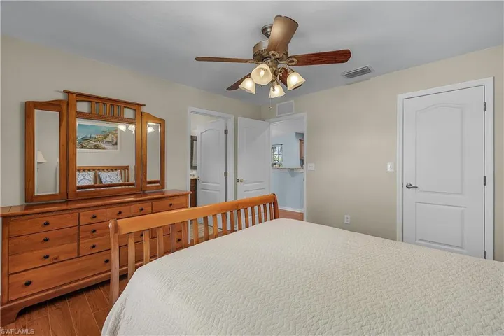 3928 Nw 41st Pl, Cape Coral, Florida 33993