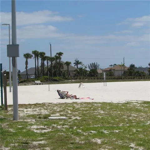 3928 Nw 41st Pl, Cape Coral, Florida 33993