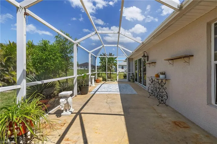 3928 Nw 41st Pl, Cape Coral, Florida 33993