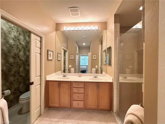 11041 Corsia Trieste Way 204, Bonita Springs, Florida 34135