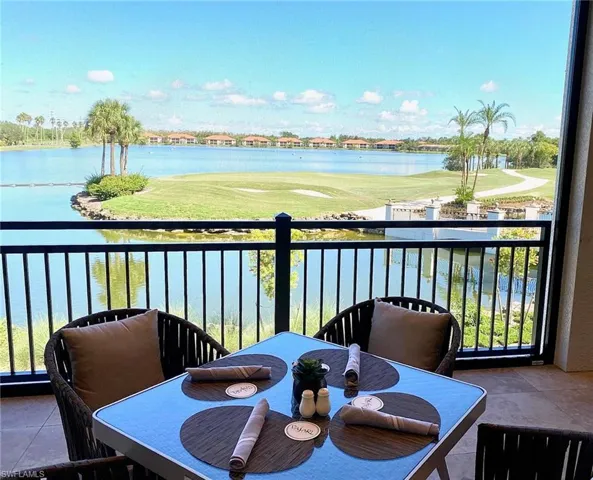11041 Corsia Trieste Way 204, Bonita Springs, Florida 34135