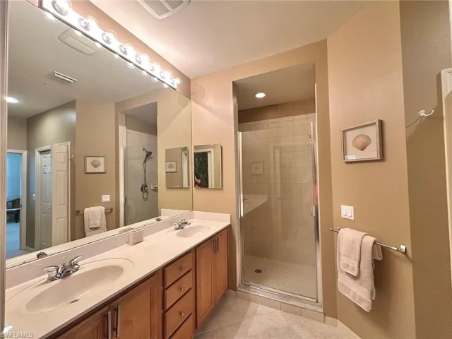 11041 Corsia Trieste Way 204, Bonita Springs, Florida 34135