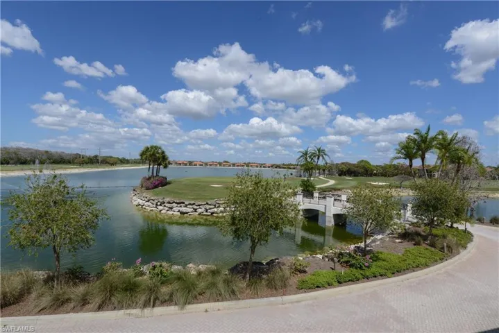 11041 Corsia Trieste Way 204, Bonita Springs, Florida 34135