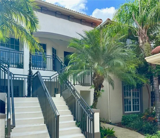 11041 Corsia Trieste Way 204, Bonita Springs, Florida 34135
