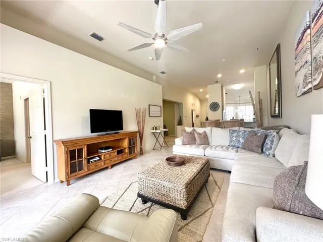 11041 Corsia Trieste Way 204, Bonita Springs, Florida 34135
