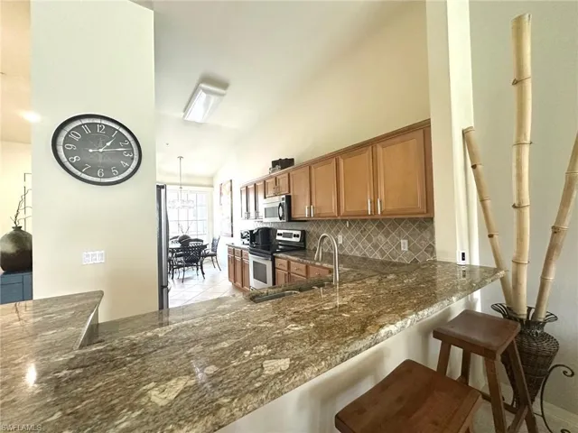 11041 Corsia Trieste Way 204, Bonita Springs, Florida 34135