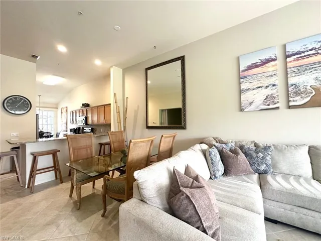 11041 Corsia Trieste Way 204, Bonita Springs, Florida 34135