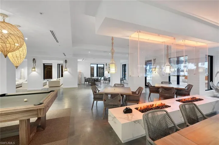 Social Room - View 1