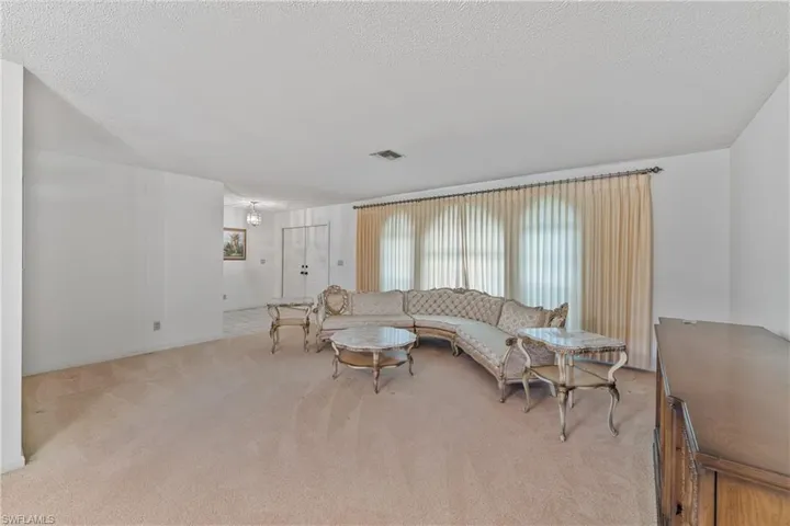 315 Se 20th Ct, Cape Coral, Florida 33990
