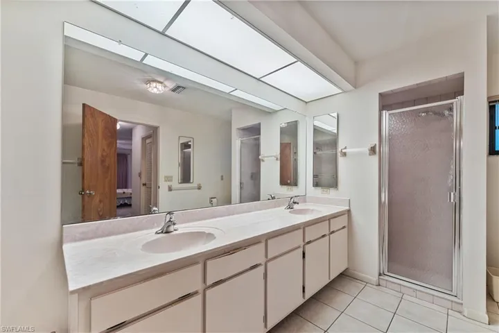 315 Se 20th Ct, Cape Coral, Florida 33990
