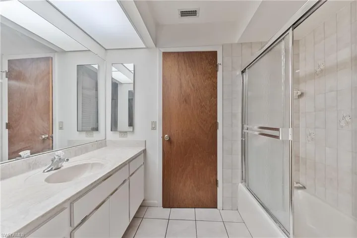 315 Se 20th Ct, Cape Coral, Florida 33990