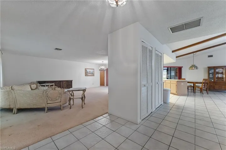 315 Se 20th Ct, Cape Coral, Florida 33990