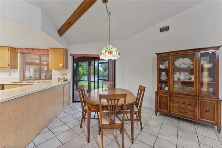 315 Se 20th Ct, Cape Coral, Florida 33990