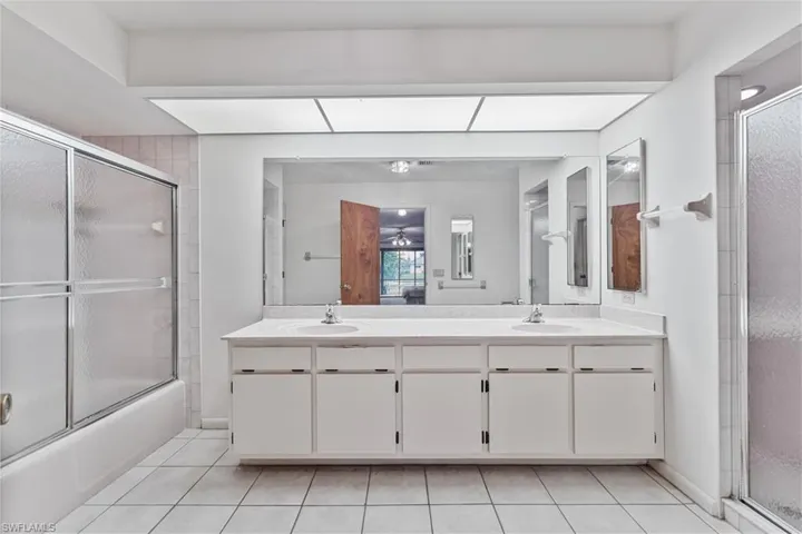 315 Se 20th Ct, Cape Coral, Florida 33990