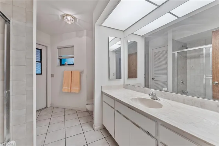 315 Se 20th Ct, Cape Coral, Florida 33990