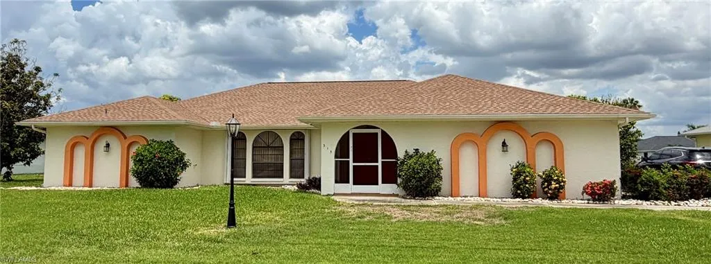 315 Se 20th Ct, Cape Coral, Florida 33990