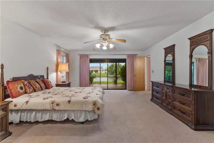 315 Se 20th Ct, Cape Coral, Florida 33990