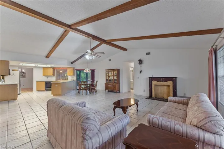 315 Se 20th Ct, Cape Coral, Florida 33990