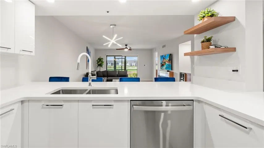 16320 Kelly Cove Dr 268, Fort Myers, Florida 33908