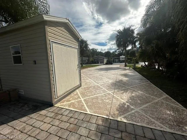 1647 Diamond Lake Cir, Naples, Florida 34114