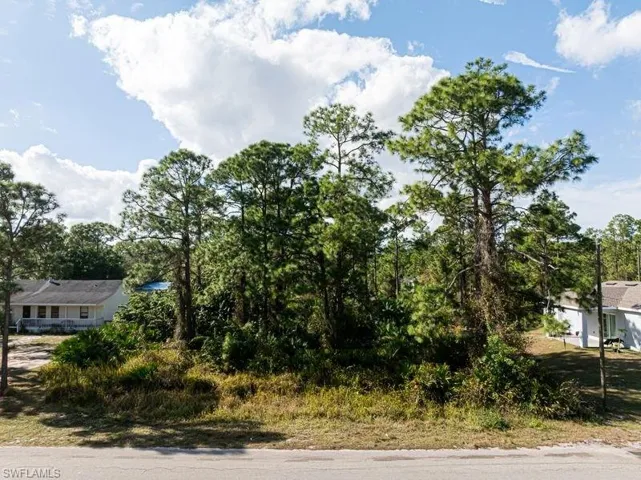 921 Moore Ave, Lehigh Acres, Florida 33972