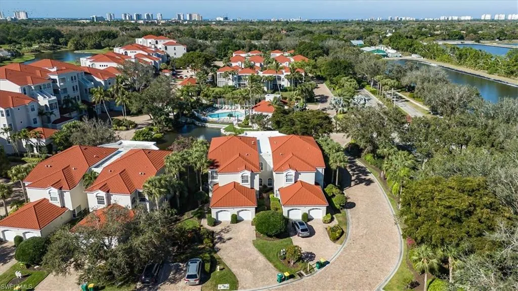 1575 Clermont DR, Naples, FL 34109,225013716