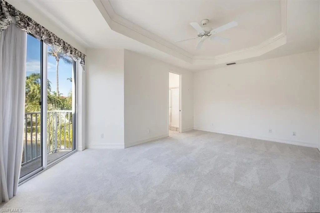 1575 Clermont DR, Naples, FL 34109,225013716