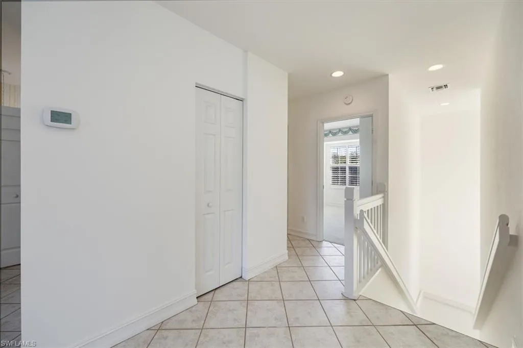 1575 Clermont DR, Naples, FL 34109,225013716