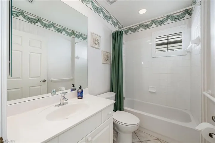 1575  Clermont  DR, Naples, FL 34109