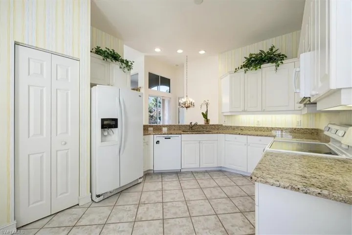 1575  Clermont  DR, Naples, FL 34109