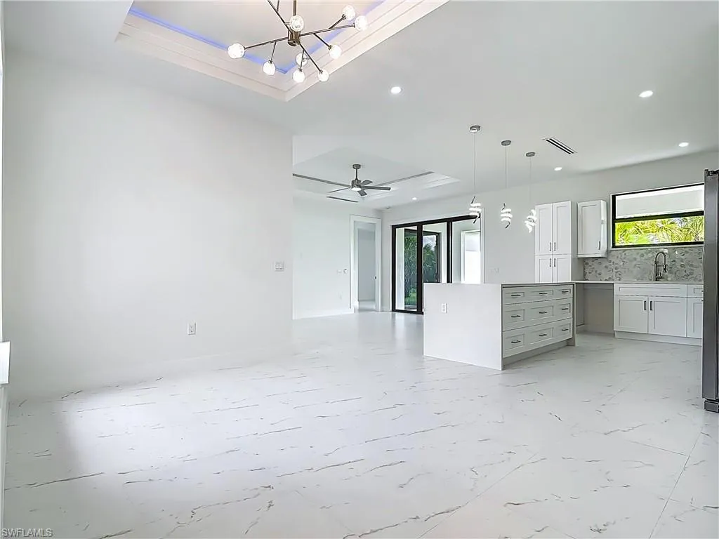 2707 36TH AVE, Naples, FL 34117,225063397