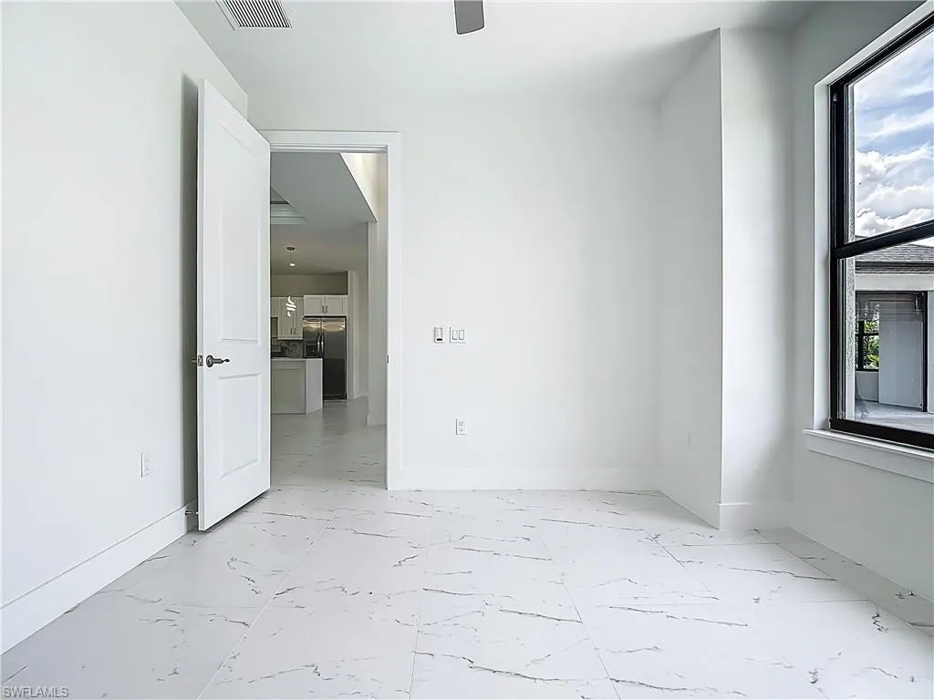 2707 36TH AVE, Naples, FL 34117,225063397