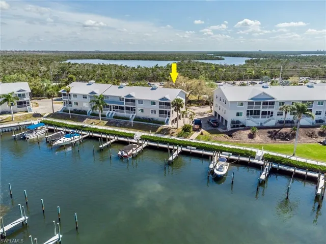 Aerial view of back of unit