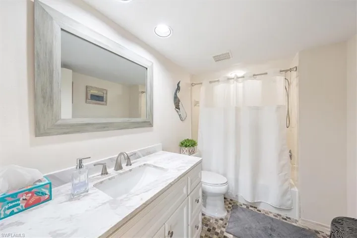 805  Augusta  BLVD, Naples, FL 34113