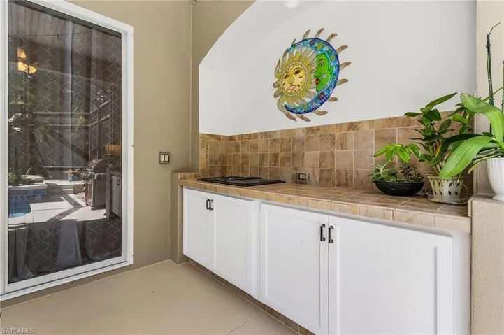 Outdoor kitchen/cooking area