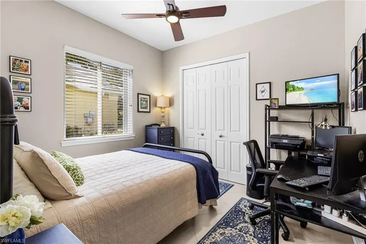 Guest bedroom with office work station
