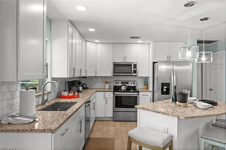 531 Se 36th St, Cape Coral, Florida 33904