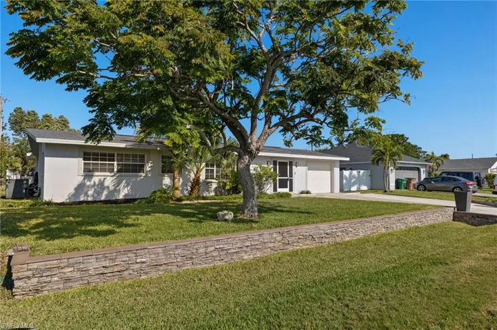 1523 Se 42nd Ter, Cape Coral Fl 33904