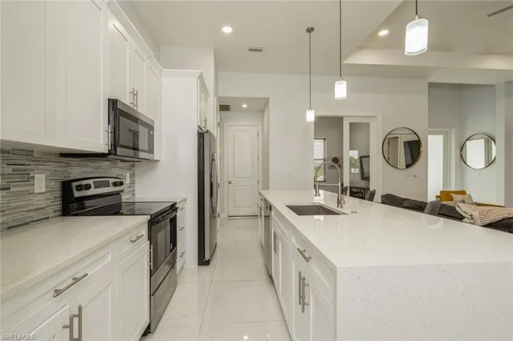 622 Ne 3rd Ave, Cape Coral Fl 33909