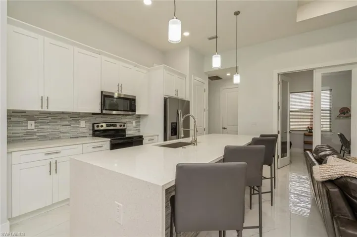 622 Ne 3rd Ave, Cape Coral Fl 33909