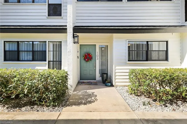 First Floor Unit, 3/2- Newly Remodeled