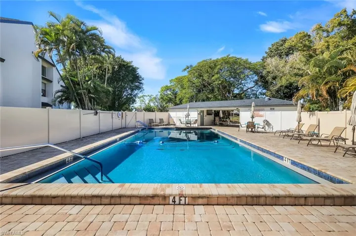 Huge Dove Nest Community Pool