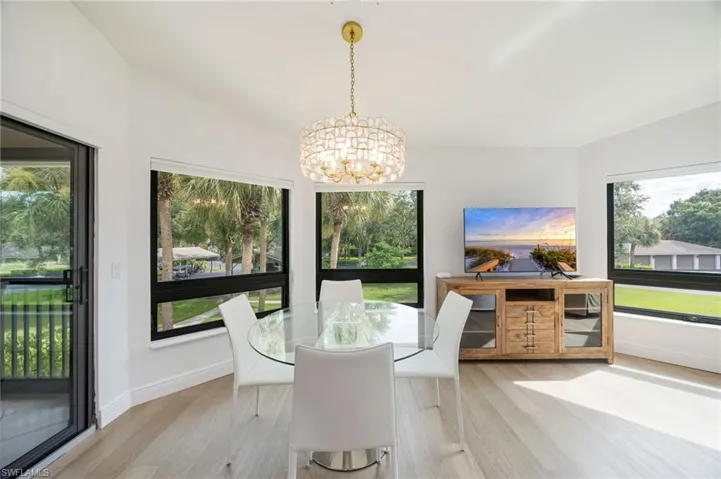 792 Eagle Creek Dr 203, Naples, Florida 34113