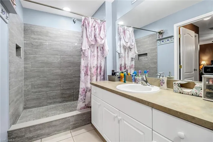 1215 NW 24th  TER, Cape Coral, FL 33993
