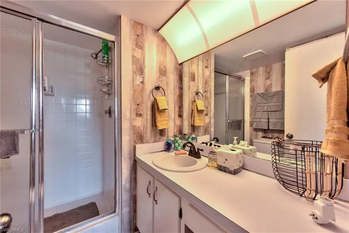 175 Turtle Lake Ct 210, Naples, Florida 34105